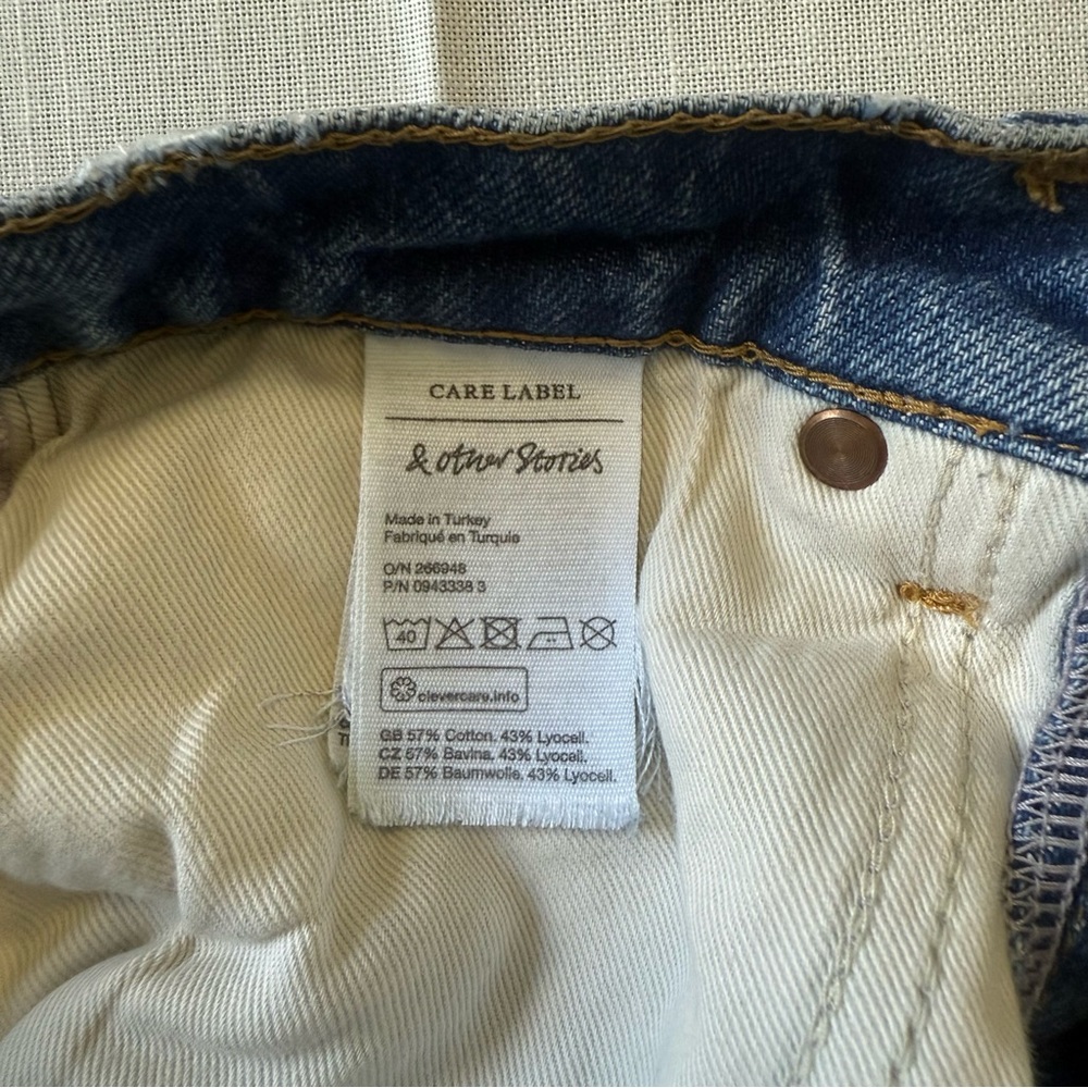 & Other Stories Dear Cut Wide Leg High Rise Blue Jeans Size 26 - Picture 10 of 11